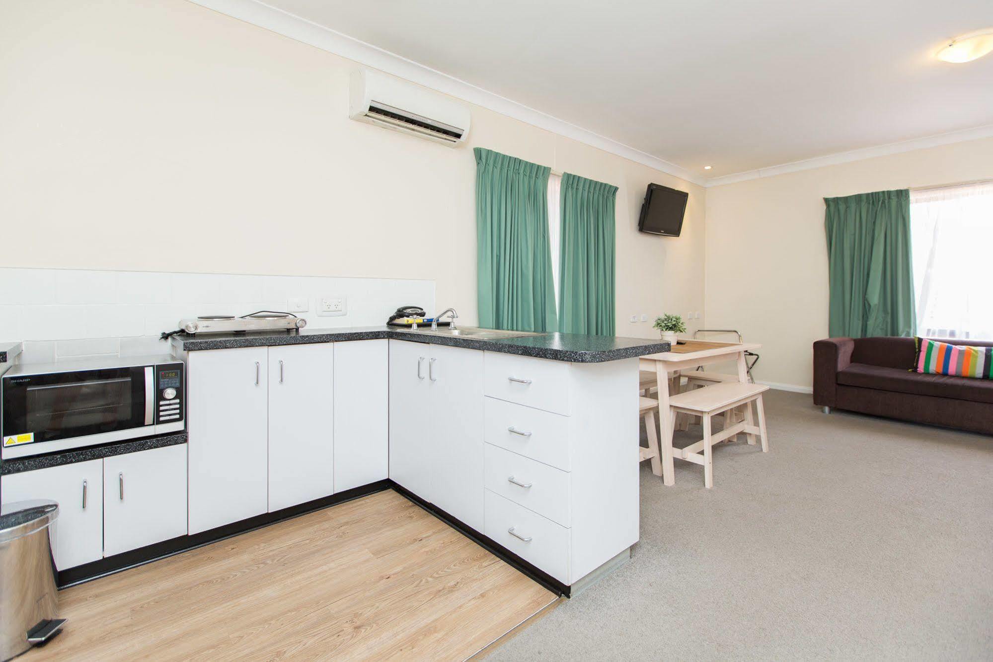 Lincoln Cottage Motor Inn Wagga Wagga Exteriör bild