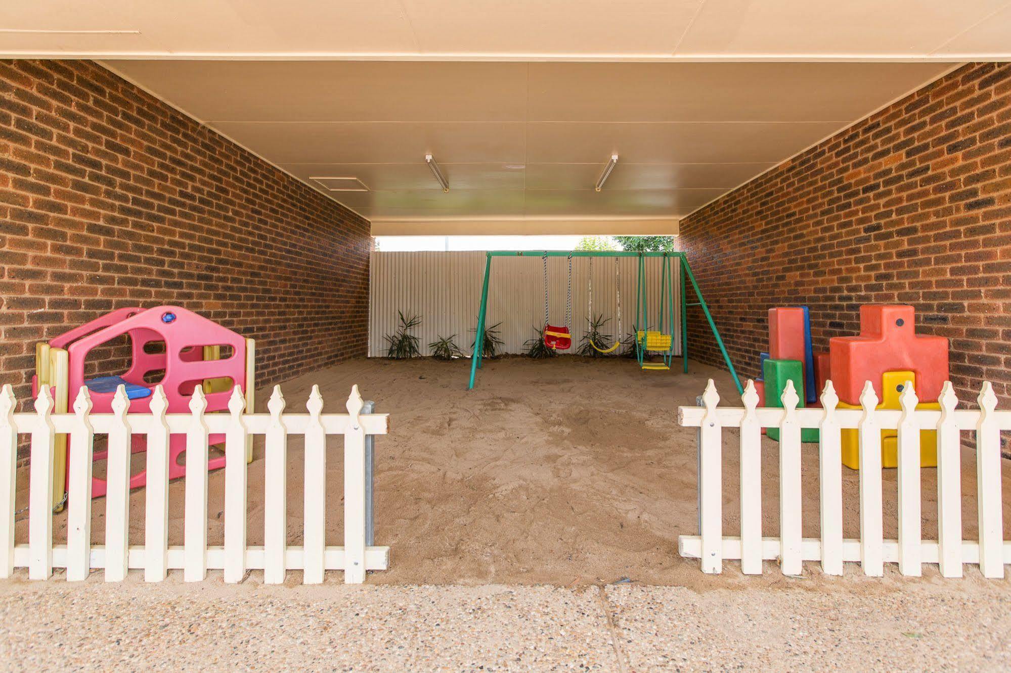 Lincoln Cottage Motor Inn Wagga Wagga Exteriör bild